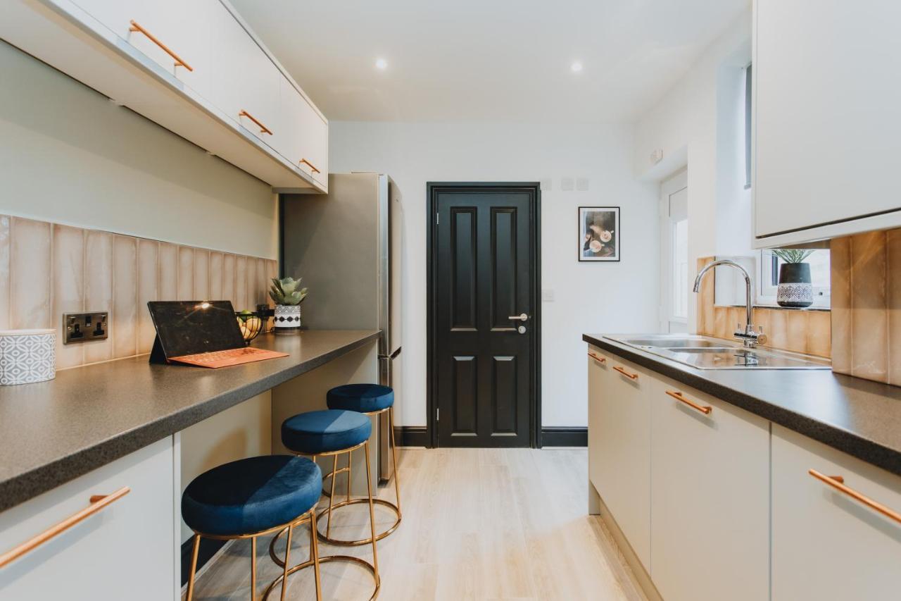 Townhouse House Ideal Contractors In Rugby Buitenkant foto